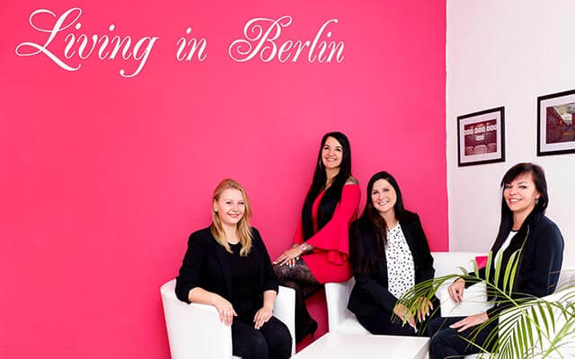 Living in Berlin - Team Foto September 2021